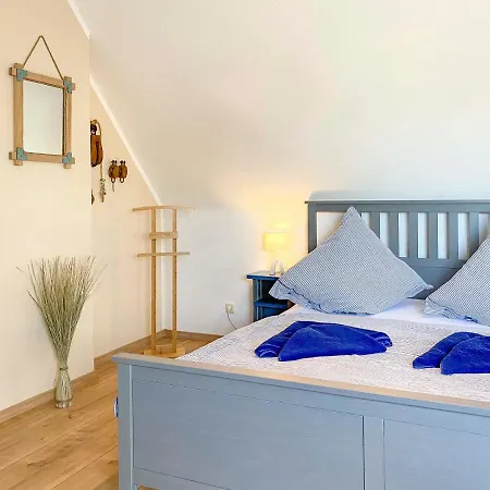Ankern In Zingst Kirr